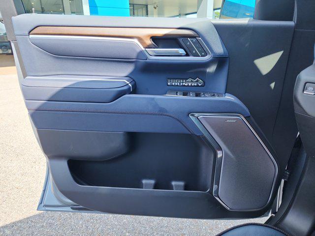 new 2025 Chevrolet Silverado 1500 car, priced at $73,570