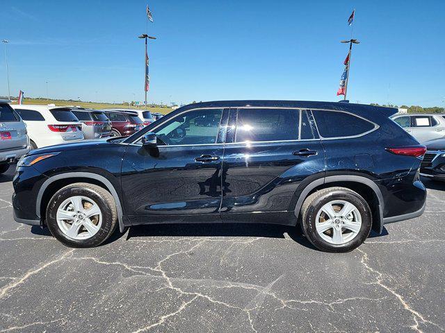 used 2021 Toyota Highlander car, priced at $28,486