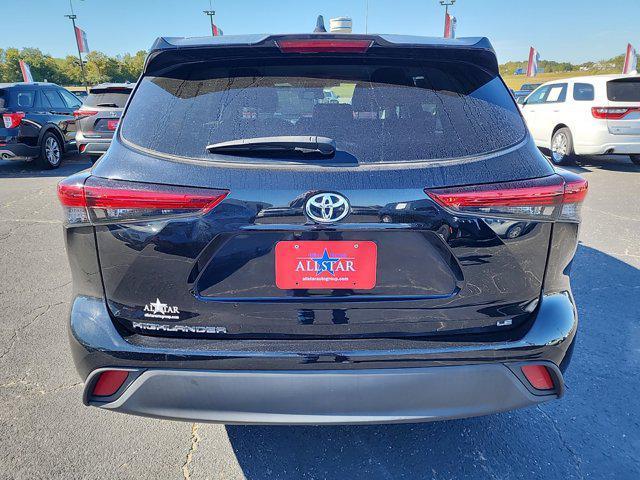 used 2021 Toyota Highlander car, priced at $28,486