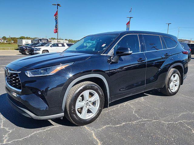 used 2021 Toyota Highlander car, priced at $28,486