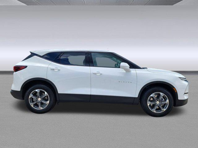 new 2025 Chevrolet Blazer car, priced at $37,485