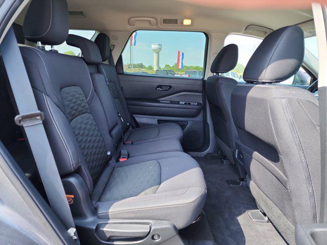 used 2024 Nissan Pathfinder car, priced at $35,162