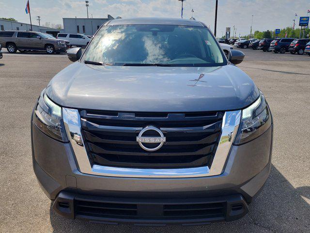 used 2024 Nissan Pathfinder car, priced at $35,162