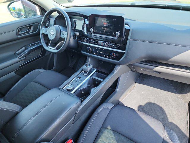 used 2024 Nissan Pathfinder car, priced at $35,162