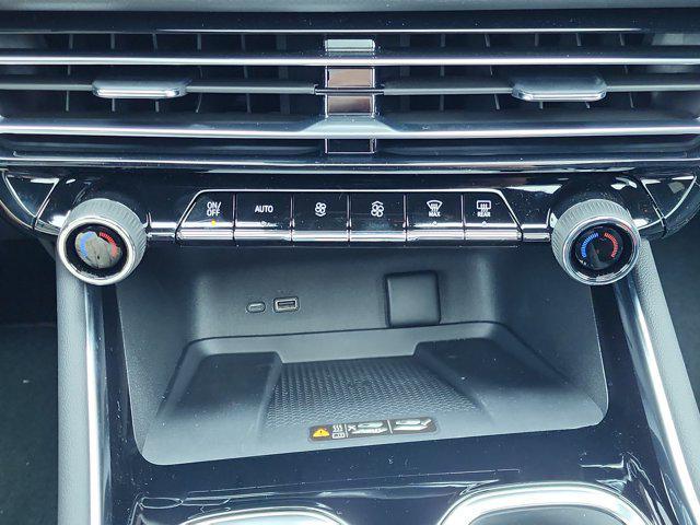 new 2026 Chevrolet Traverse car, priced at $59,435