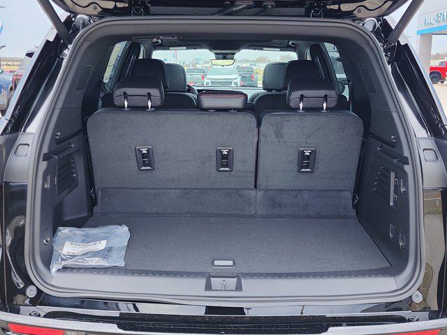 new 2026 Chevrolet Traverse car, priced at $59,435