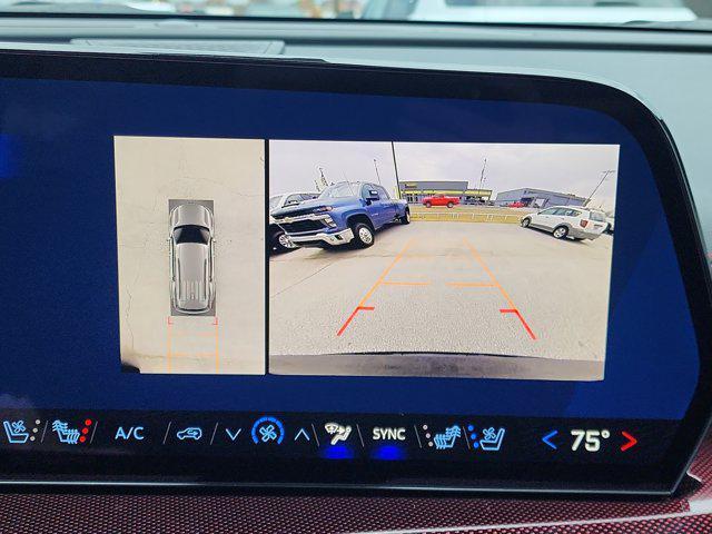 new 2026 Chevrolet Traverse car, priced at $59,435