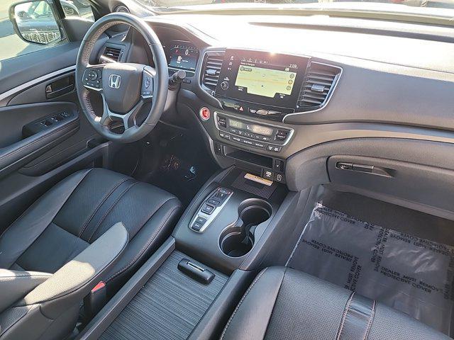 used 2022 Honda Pilot car, priced at $33,899