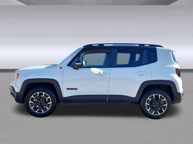 used 2023 Jeep Renegade car, priced at $23,612
