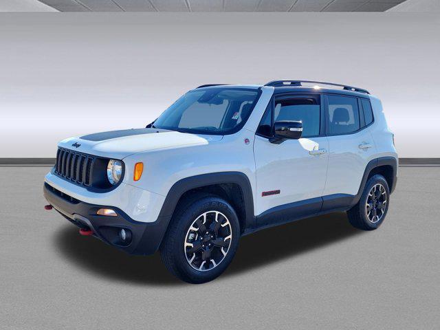 used 2023 Jeep Renegade car, priced at $23,612