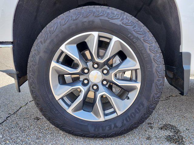 used 2023 Chevrolet Silverado 1500 car, priced at $42,121