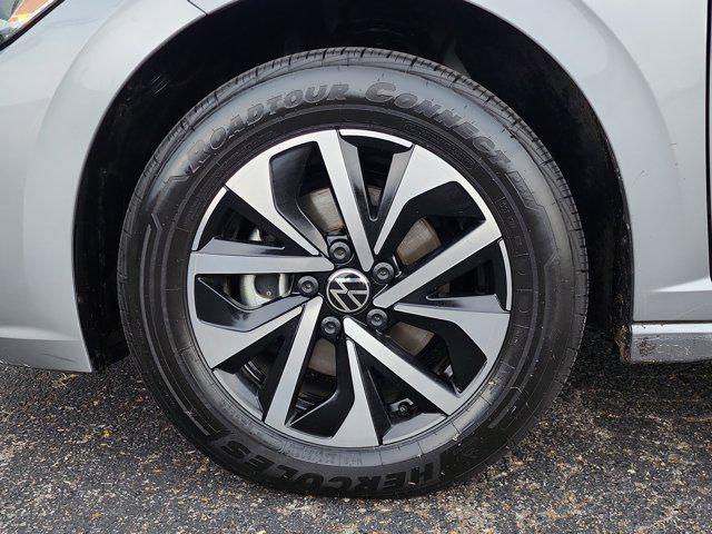 used 2024 Volkswagen Jetta car, priced at $19,595