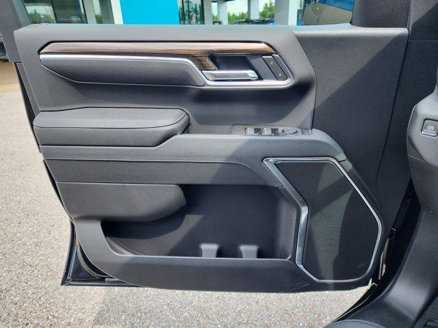 new 2025 Chevrolet Silverado 1500 car, priced at $61,390