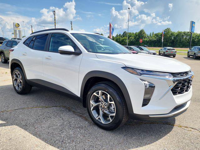 new 2025 Chevrolet Trax car, priced at $25,830