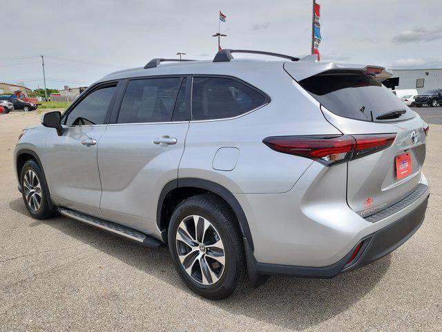 used 2024 Toyota Highlander Hybrid car, priced at $43,548