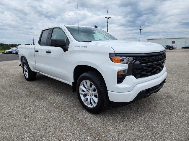 new 2025 Chevrolet Silverado 1500 car, priced at $44,640