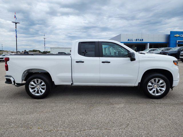 new 2025 Chevrolet Silverado 1500 car, priced at $44,640