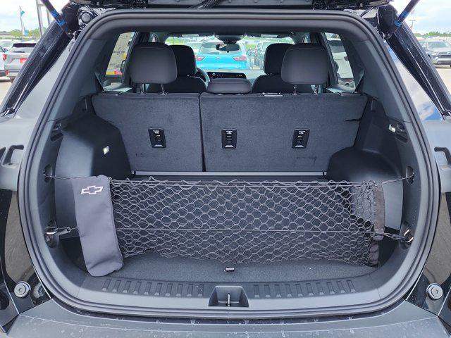 new 2026 Chevrolet Equinox car, priced at $30,185
