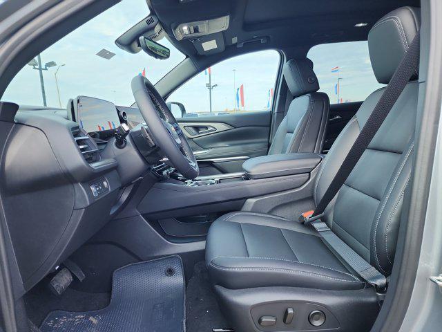 new 2026 Chevrolet Traverse car, priced at $42,695