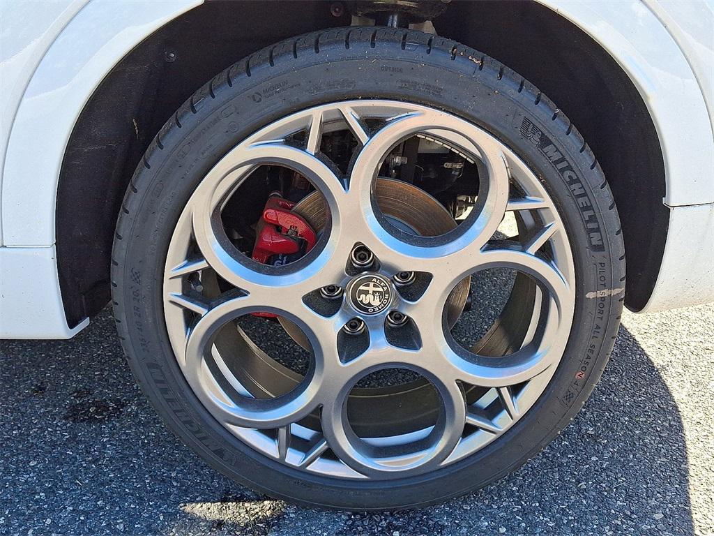 new 2025 Alfa Romeo Tonale car, priced at $50,430