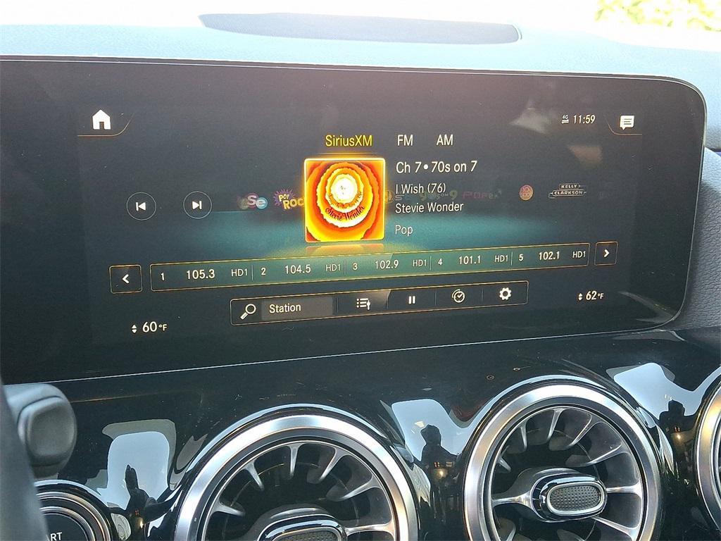 new 2023 Mercedes-Benz GLA 250 car, priced at $30,799