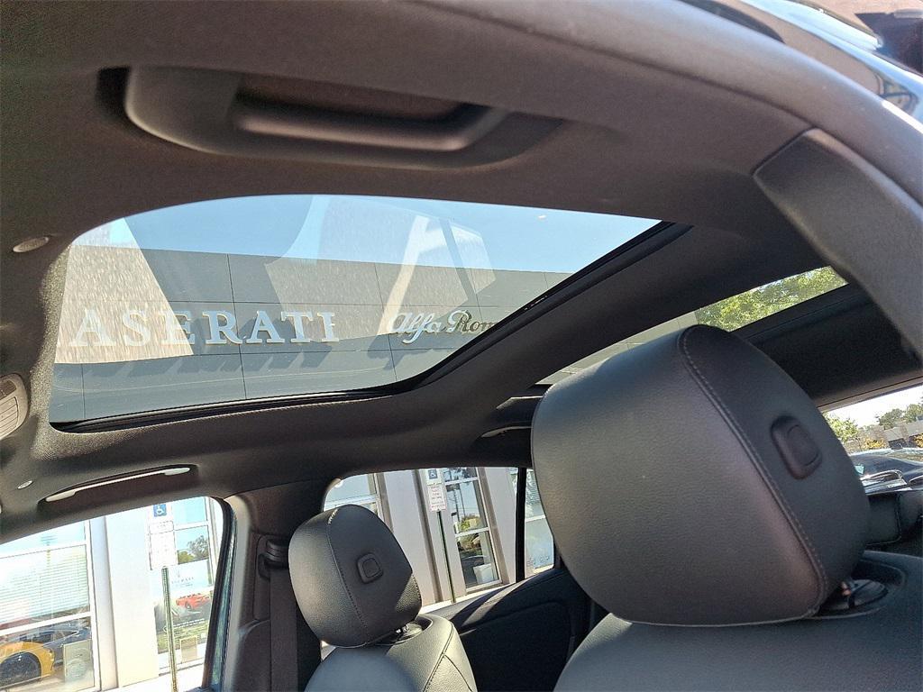 new 2023 Mercedes-Benz GLA 250 car, priced at $30,799