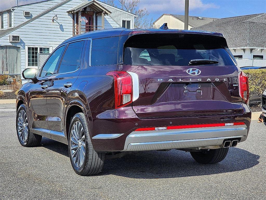 used 2024 Hyundai Palisade car, priced at $36,995