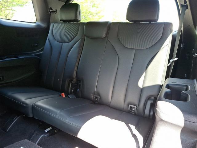 used 2024 Hyundai Palisade car, priced at $38,995