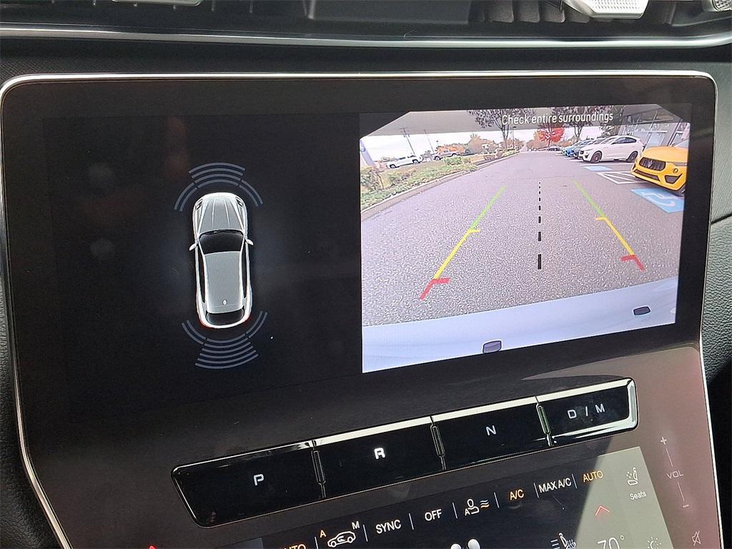 used 2024 Maserati Grecale car, priced at $36,995