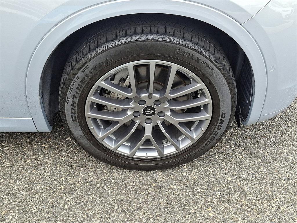 used 2024 Maserati Grecale car, priced at $36,995