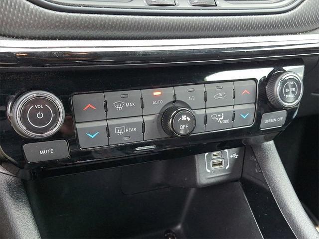 used 2024 Jeep Compass car, priced at $25,795