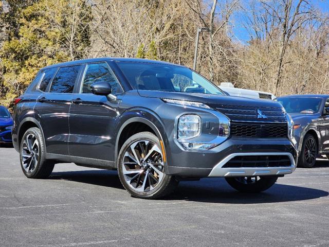 used 2024 Mitsubishi Outlander car