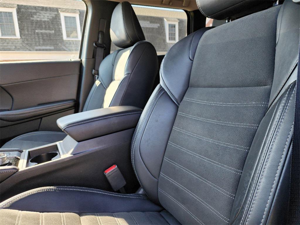 used 2024 Mitsubishi Outlander car, priced at $23,995
