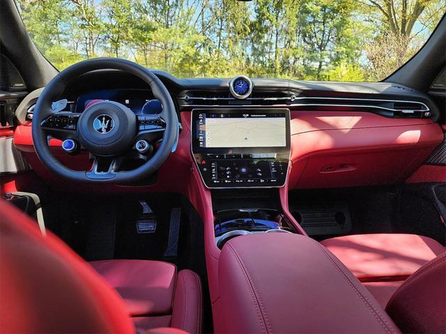 new 2025 Maserati Grecale car, priced at $79,995