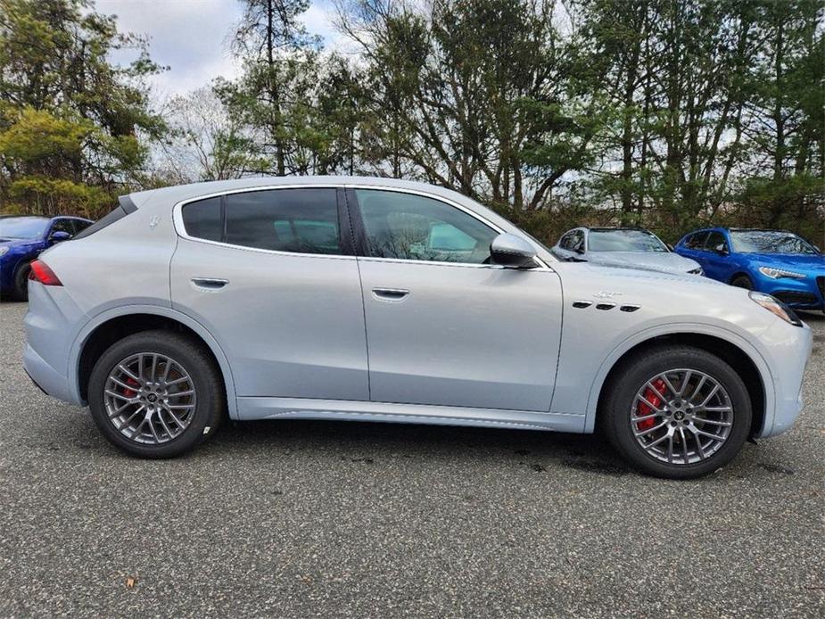 new 2024 Maserati Grecale car, priced at $74,710