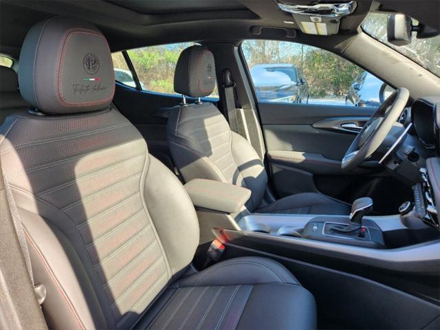 new 2025 Alfa Romeo Tonale car, priced at $52,630