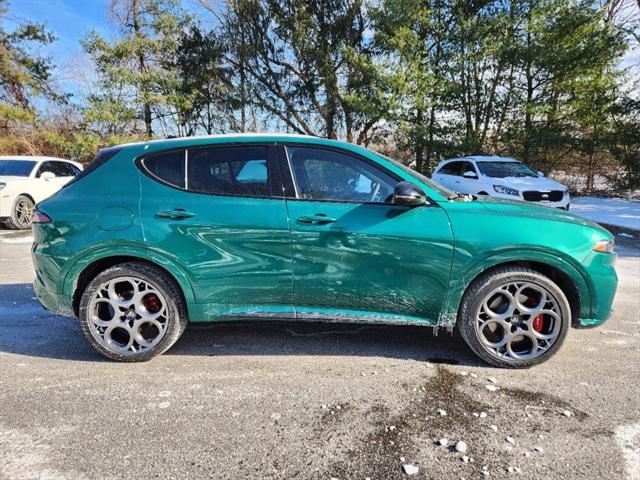 new 2025 Alfa Romeo Tonale car, priced at $52,630