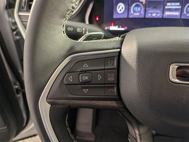 new 2025 Jeep Grand Cherokee car, priced at $38,687