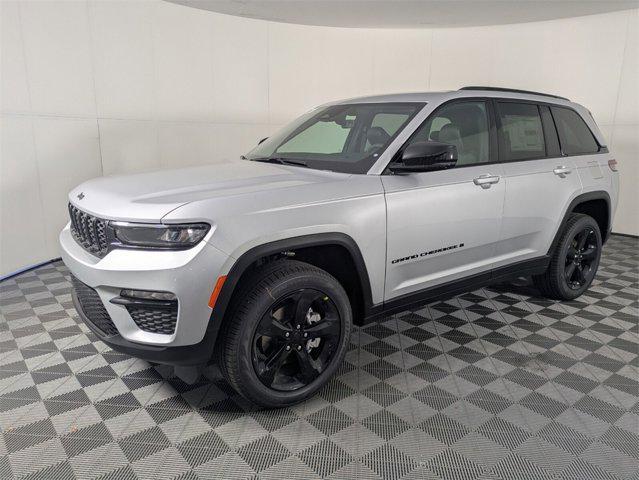 new 2025 Jeep Grand Cherokee car, priced at $38,687
