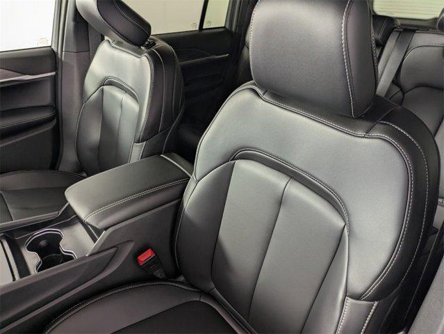new 2025 Jeep Grand Cherokee car, priced at $38,687