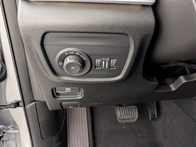 new 2025 Jeep Grand Cherokee car, priced at $38,687
