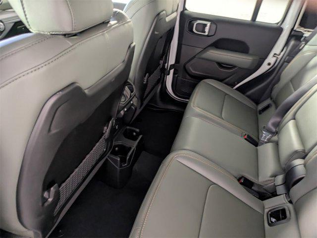 new 2025 Jeep Gladiator car, priced at $51,286