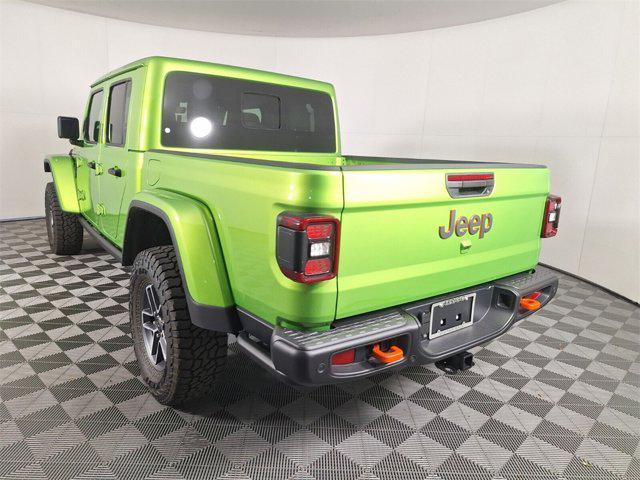 new 2025 Jeep Gladiator car, priced at $50,257