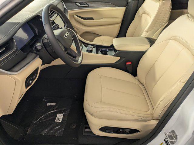 new 2025 Jeep Grand Cherokee L car, priced at $38,210