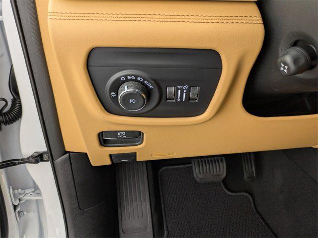 new 2025 Jeep Grand Cherokee car, priced at $58,298