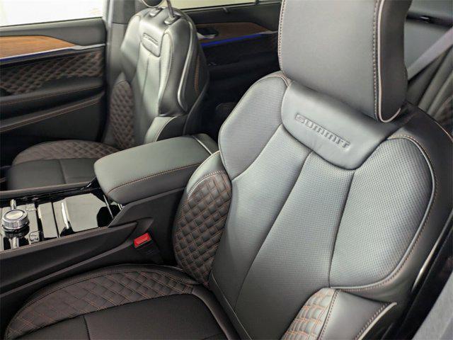 new 2025 Jeep Grand Cherokee car, priced at $58,822