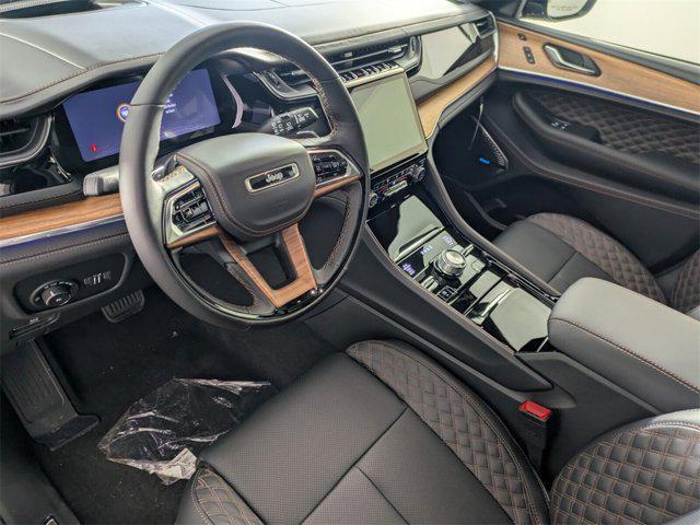 new 2025 Jeep Grand Cherokee car, priced at $58,822