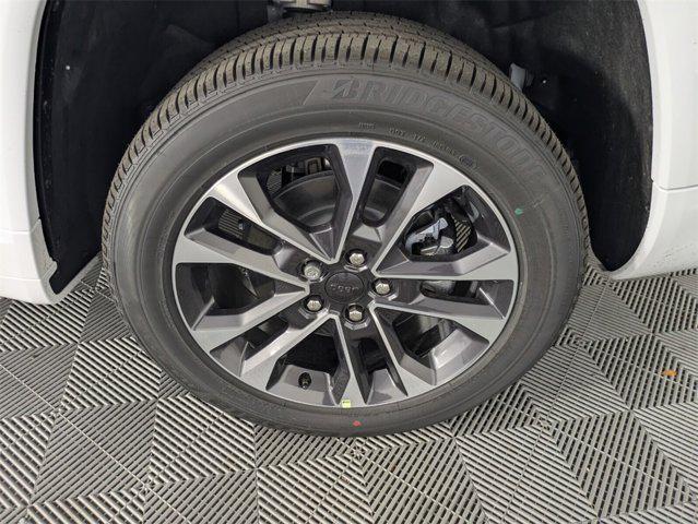 new 2025 Jeep Grand Cherokee L car, priced at $55,880