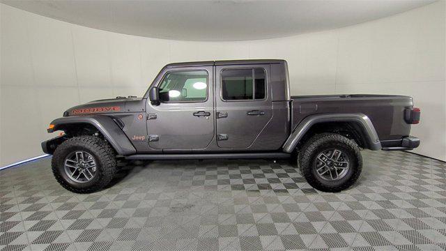 new 2025 Jeep Gladiator car, priced at $53,095