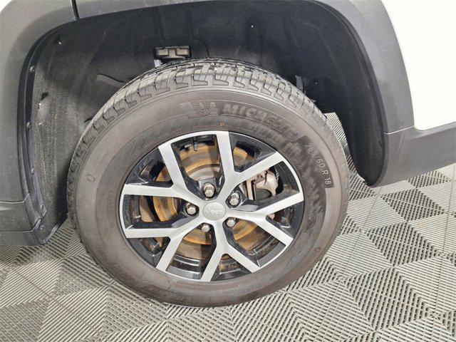 used 2024 Jeep Grand Cherokee L car, priced at $35,662